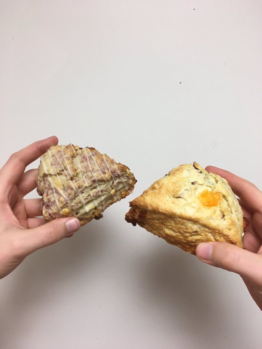 Start your Friday with a Lemon Raspberry White Chocolate or Bacon Cheddar Chive Scone ❤️