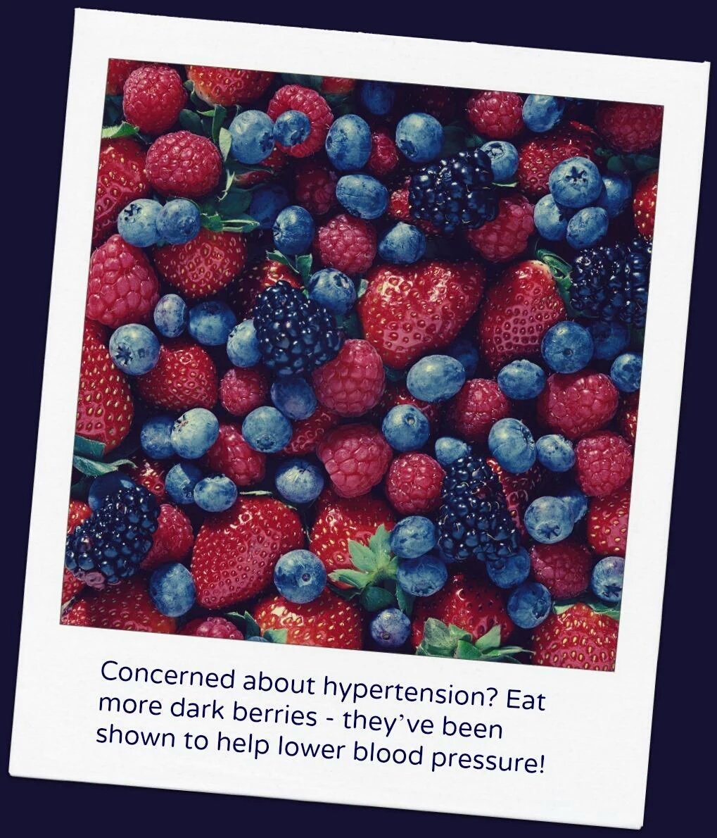 SweetHealthUK's tweet photo. Berries or blood pressure drugs? The choice is yours: #nutrition #SweetHealth https://t.co/NcCqcZZ6Ut