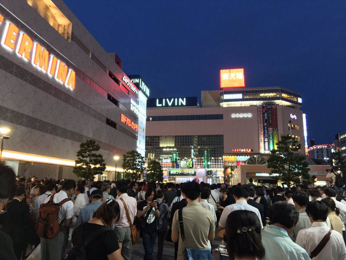 ポケモンgo 錦糸町南口が小池都知事と炎 氷イベントのコラボでカオスな光景になっとるぞwwwwwwwwww ポケモンgo攻略まとめ速報 ポケモンgo 錦糸町南口が小池都知事と炎 氷イベントのコラボでカオスな光景になっとるぞwwwwwwwwww ポケモンgo攻略まとめ速報