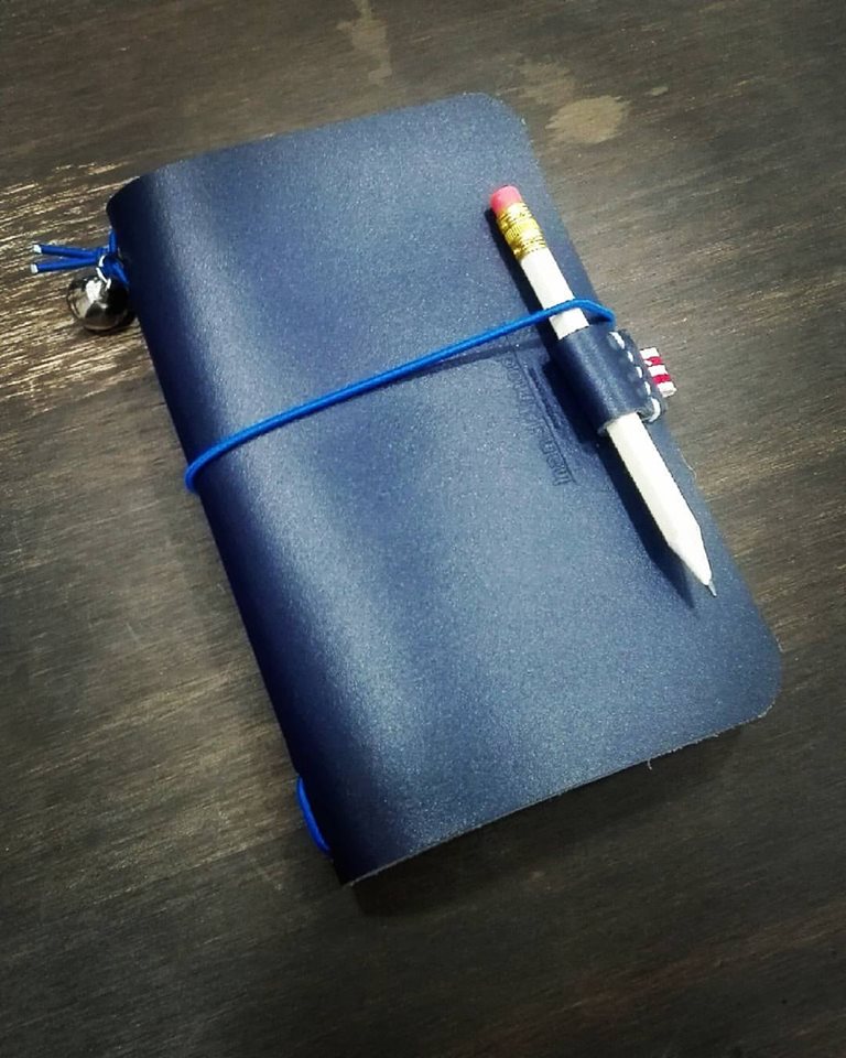 Cobalto_Store's tweet photo. #handdmaddeleather #classy #tailor #moleskine #mensaccessories #cobaltostore #madrid  #agenda https://t.co/4C26Vp4gMG