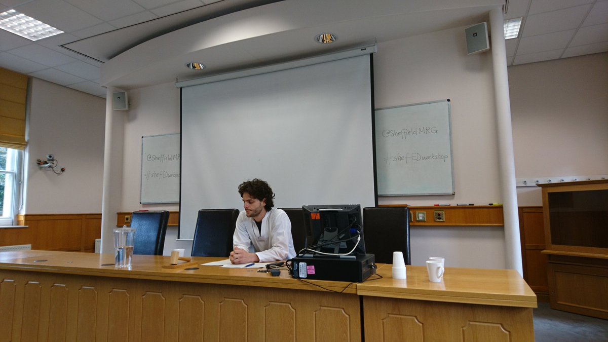 NiGhrainne's tweet photo. Giovanni Sciaccaluga on the Temporary Protection Directive at #shefEDworkshop @lawsheffield @SheffieldMRG https://t.co/W4ghJcGQ6V