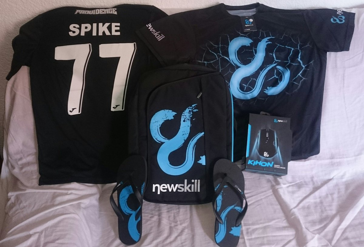 Spikee_77's tweet photo. Regalazooo de @newskill_ES @Providence_Team Muchas graciiasss!!! https://t.co/h5PUAVFvkH