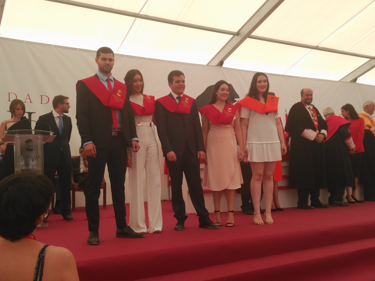 Nebrija's tweet photo. Lleno absoluto #GraduaciónNebrija 🙌🙌 https://t.co/LMVUCrllns