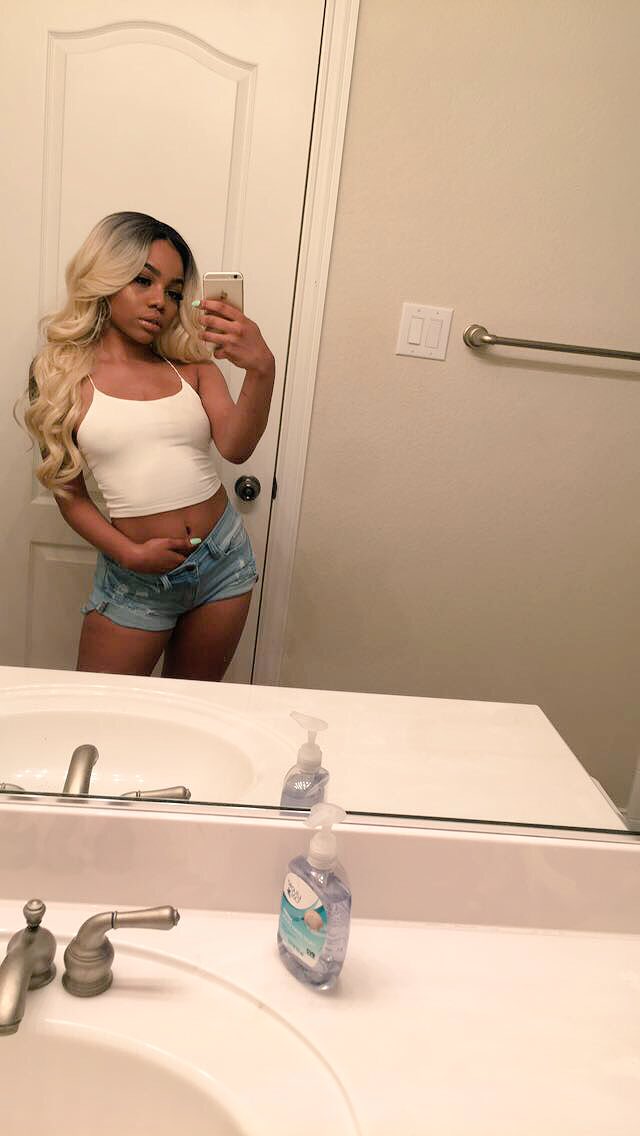 angelries_'s tweet image. blondie