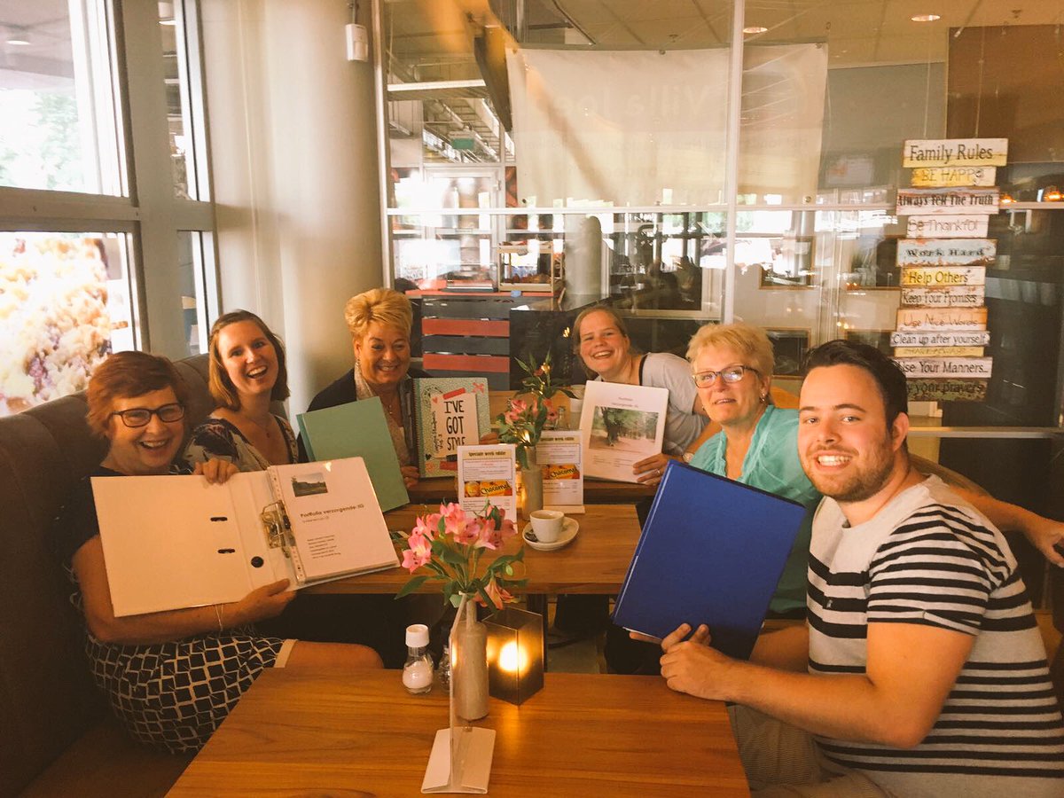 OloShl's tweet photo. @sHeerenLoo VZ-IG ers shl Apeldoorn geslaagd voor eind assesment gefeliciteerd 🎉🎉🎉🎉 https://t.co/e158hpKOGW