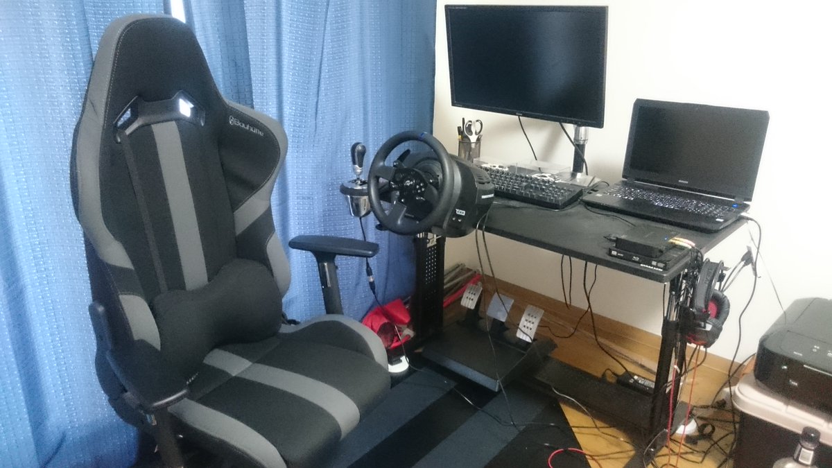 AL完売しました。AL完売しました。Bauhutte ゲーミングデスク一式
