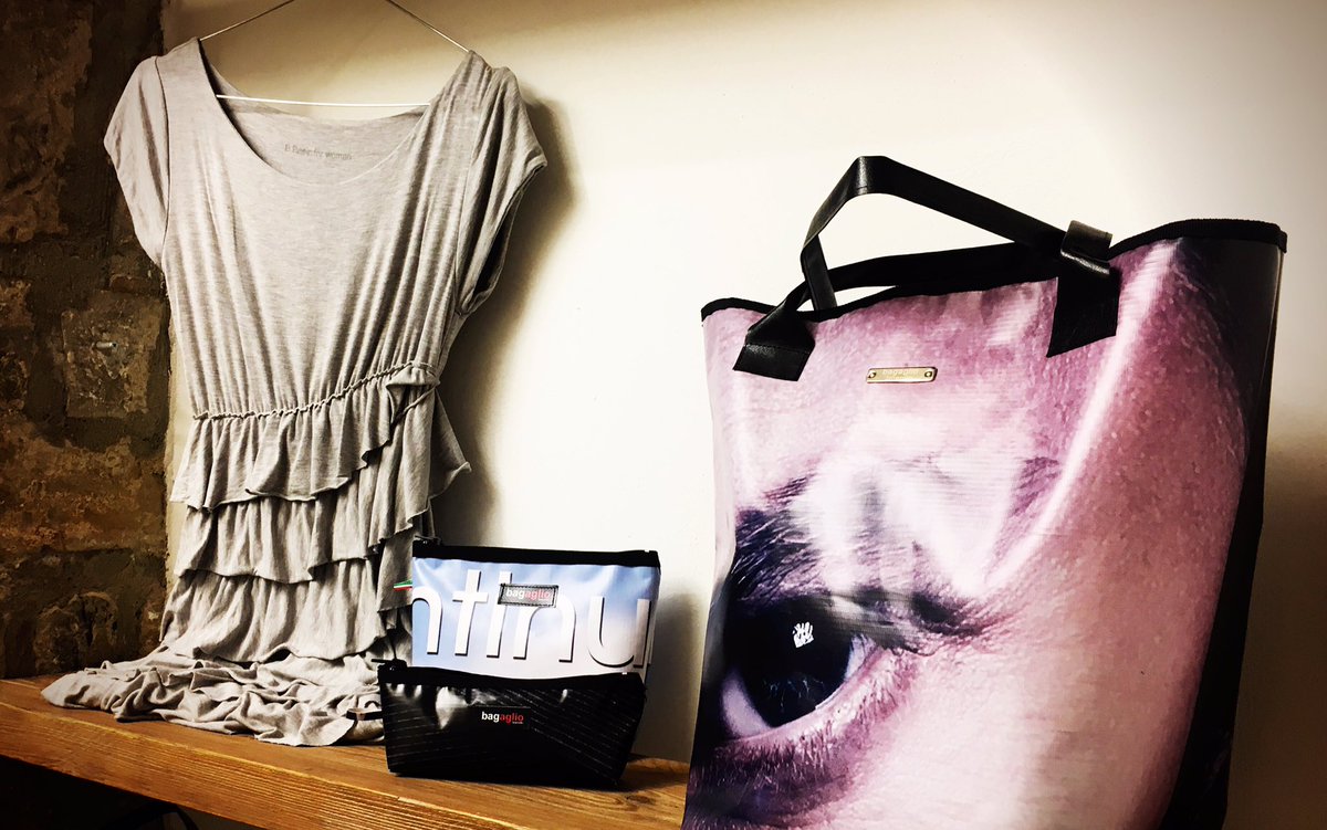 bislacco_shop's tweet photo. Cosa mi metto oggi? #prendiSolo 😉
#Bislacco #BBasic https://t.co/2QYGqt1iQ5