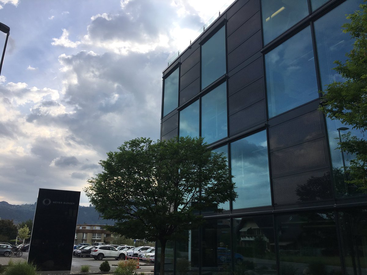 TeamTeslaS's tweet photo. #Wave2017 stopped again in Thun for a company visit at #MeyerBurger this morning. #swissgrandtour #TeslaSharing https://t.co/7E816vnBHV