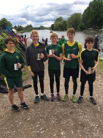 This week's Eagle Radio Team of the Week is <a href="/GuildfordRowing/">Guildford Rowing</a> Find out more here: guildfordrowingclub.org.uk #PGBS
