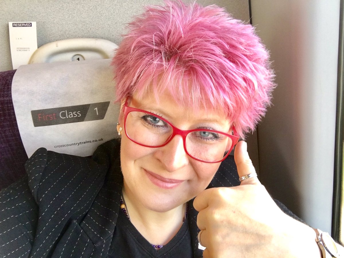 TazThornton's tweet photo. G'morning! What's everyone up to today? I'm off to see an awesome pair of power women on a secret mission! 😃💖 @KateBeddowUK @HappinessClubJo https://t.co/Csm0lrgVNR