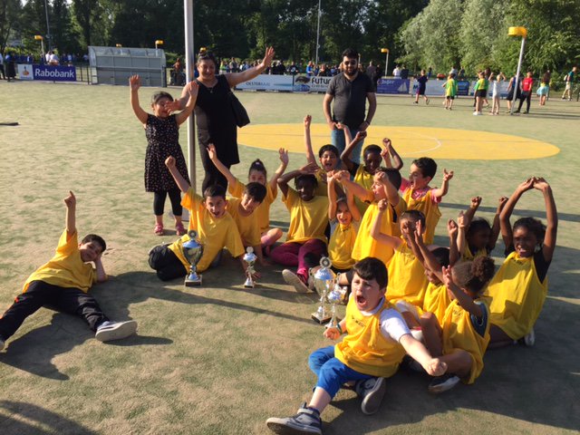 obsDeGouw's tweet image. Korfbal KAMPIOENEN groep 3 en 4. Trots op jou, trots op de Gouw!!!!