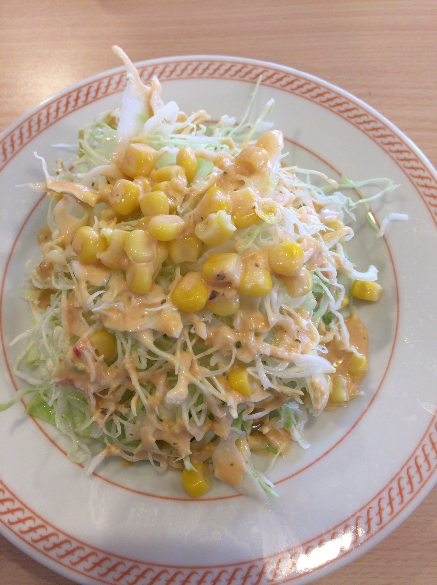 あや ダイエット中 朝食 ダノンビオ 脂肪ゼロ無糖 ホット おから蒸しパン 昼食 ジョイフル サラダ チキンステーキ半分 ご飯1 4 チキンステーキとご飯全部食べたかったけど我慢してたくさん噛んだ 今日からゼミの合宿やから体重キープしたい