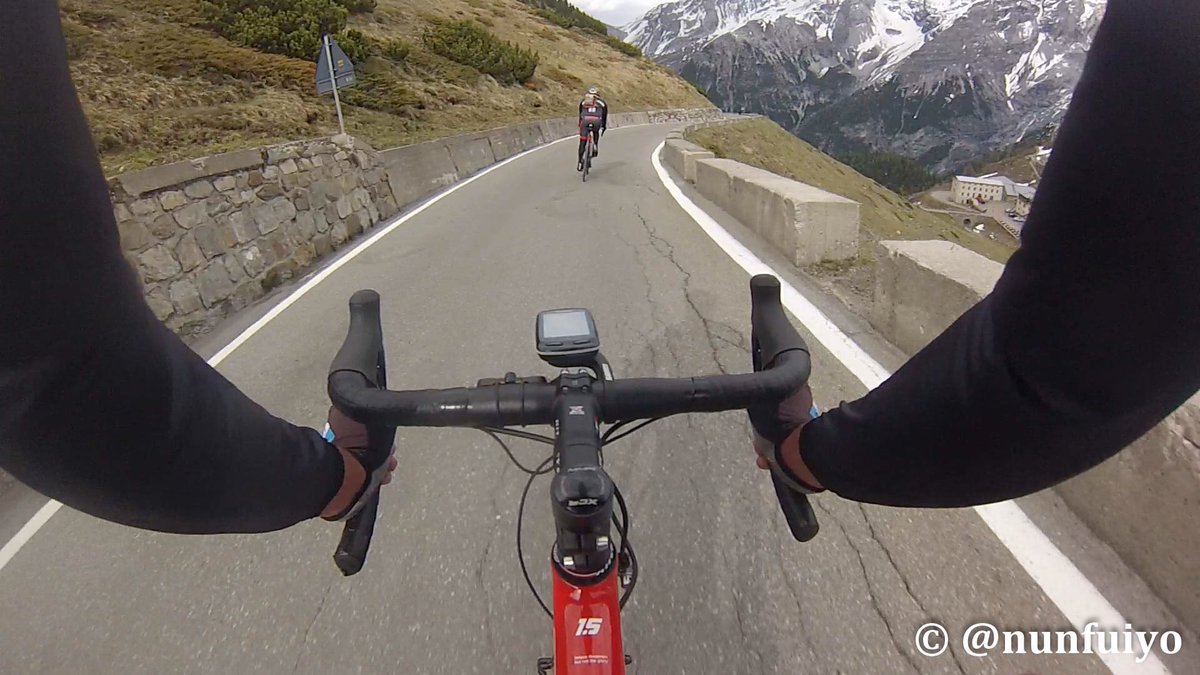 nunfuiyo's tweet photo. Descenso "On Board" del Passo Stelvio por Prato https://t.co/6gWaDGMfn1