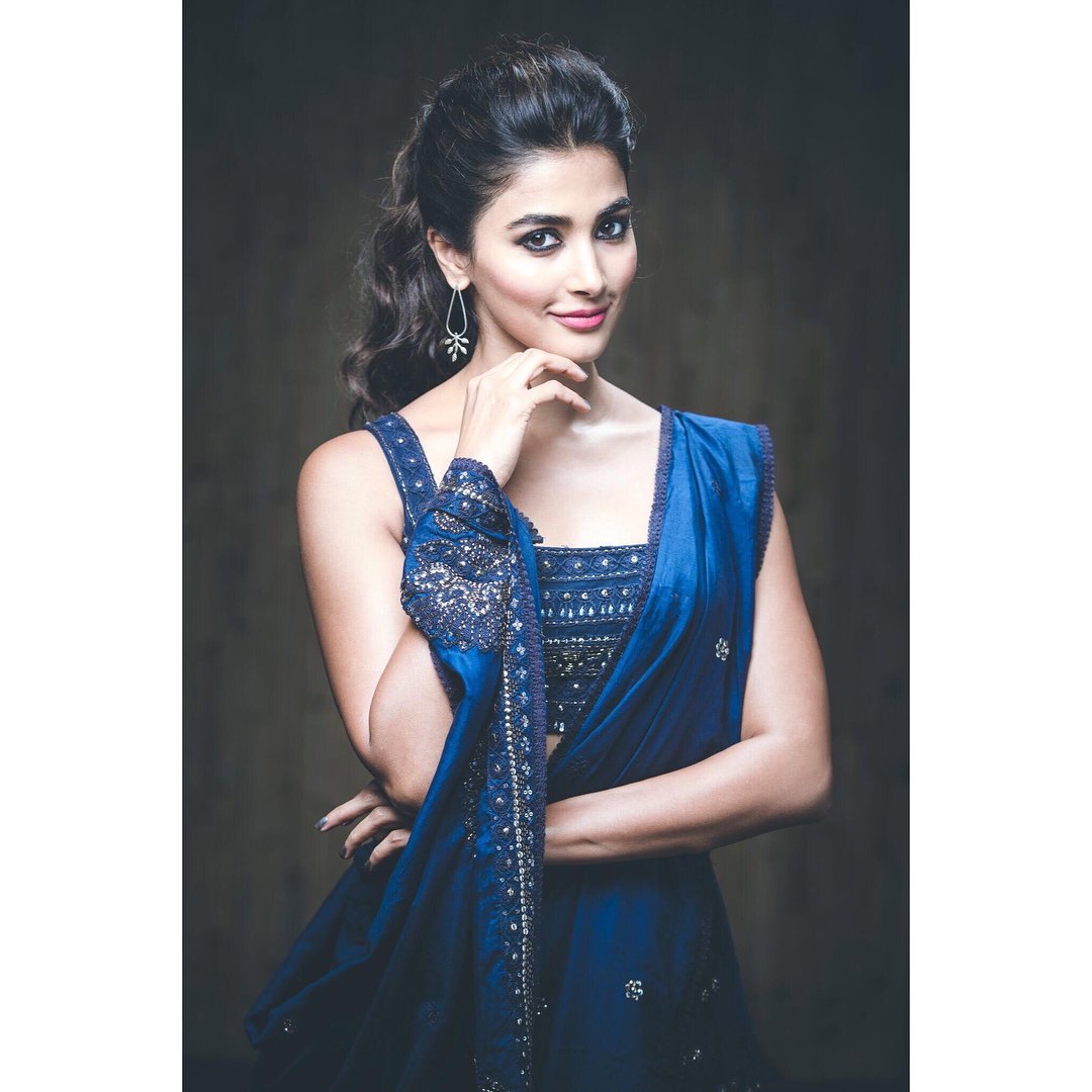BookMyBollywood tweet media