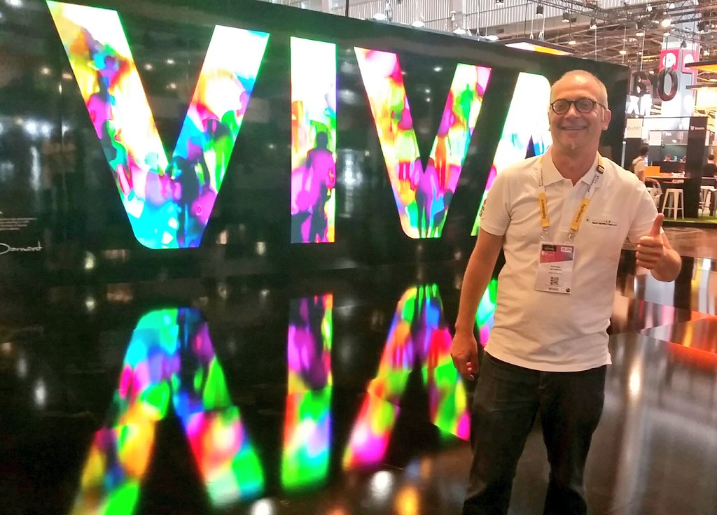 RDefosseux's tweet photo. Ready for a 2nd day at #VivaTech for @greenerwave @RDefosseux @cyril_bertschy @eric_labarre. Come see us at J15 https://t.co/1a0Swm2Erc