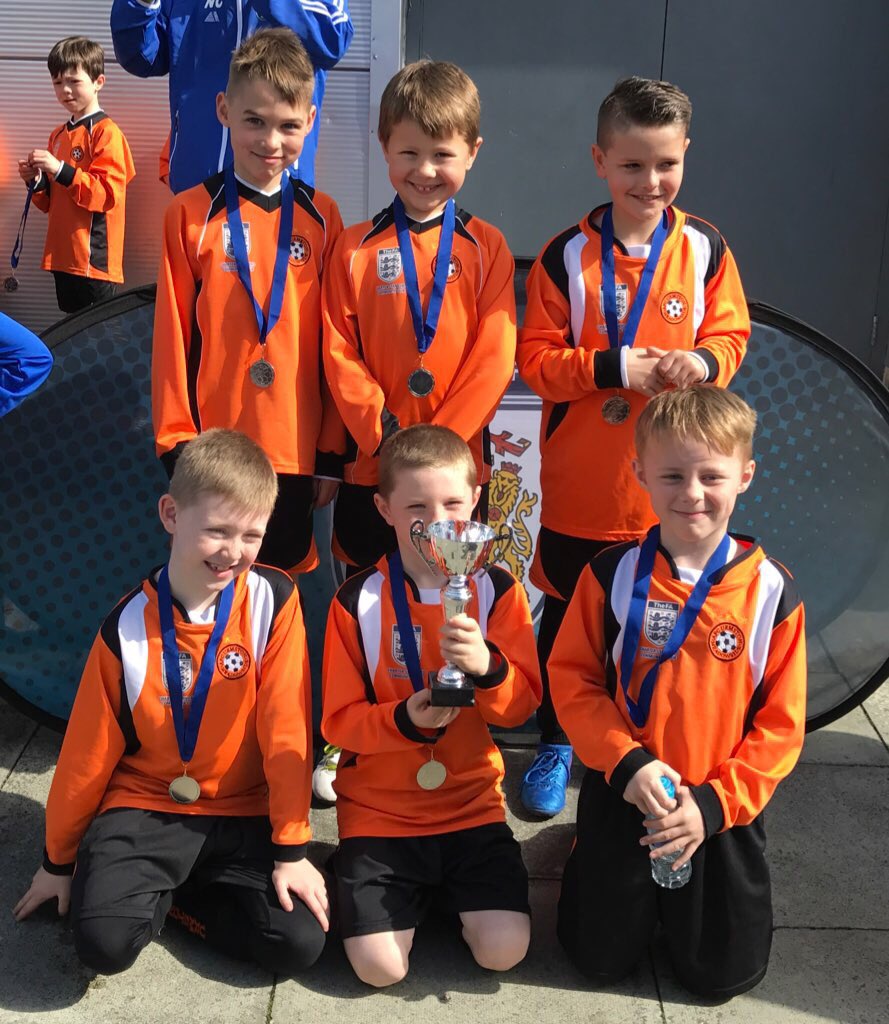 Decwal's tweet photo. @urmstonmeds Well done to Meds Galaxy U8's. Winners of the Manchester FA YLA and Swinton FC tournaments!! #gomeds โฝ๐ https://t.co/qcEx7nXqcf