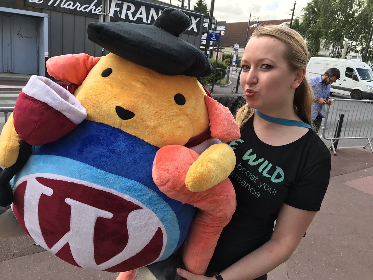 PixelRockStarHQ's tweet photo. I love to be #wild #free and #fast with @RAIDBOXES hope they take me back home #getwapuu #WCEU #wapuu https://t.co/LR3o1yYoOd