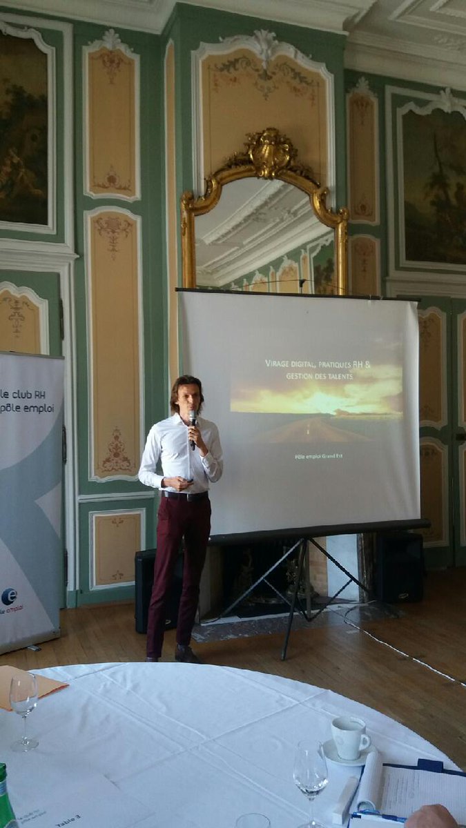 FTravail_GE's tweet photo. Club #RH @boris_sirbey à #Nancy explique les conséquences du #Digital sur les pratiques RH https://t.co/or6IKV9mm1