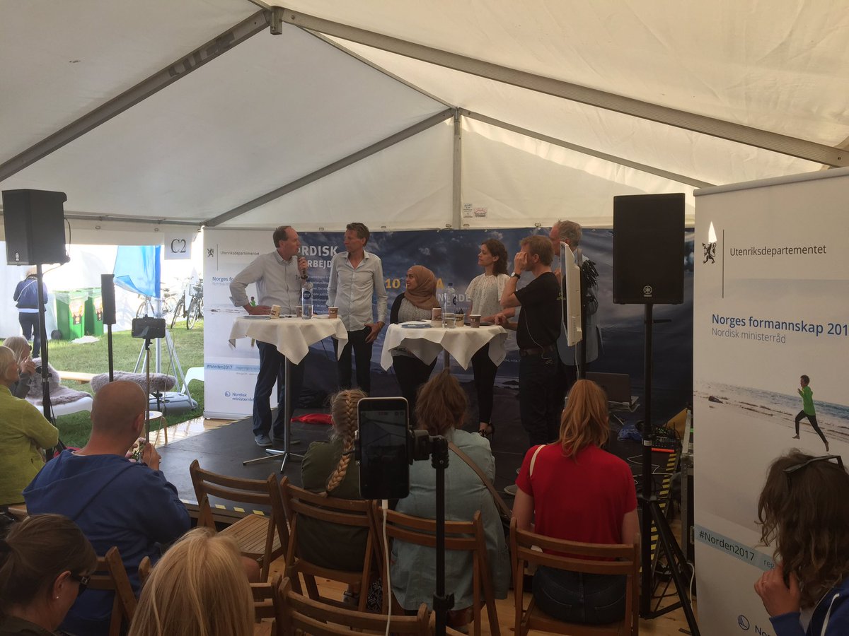 Debatt om #skam &amp; nordisk public service <a href="/Folkemoedet/">Folkemødet #fmdk</a>. #skam har etablert en helt unik forbindelse mellom 🇩🇰og 🇳🇴#fmdk #norgeidk <a href="/nordensk/">Nordisk Samarbejde</a>