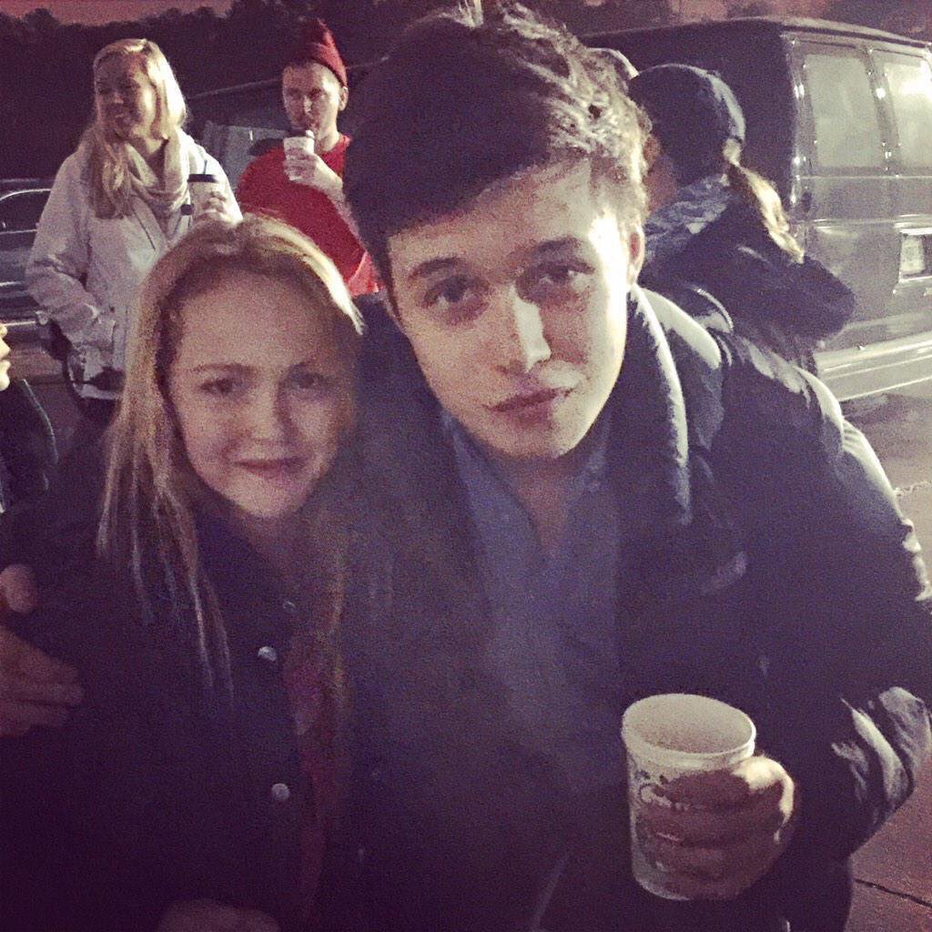 NickRobinson_FR's tweet photo. Nick et Talitha (the 5th wave) vont rejouer ensemble dans Simon vs the homosapiens agenda! https://t.co/VPLVKyu64f