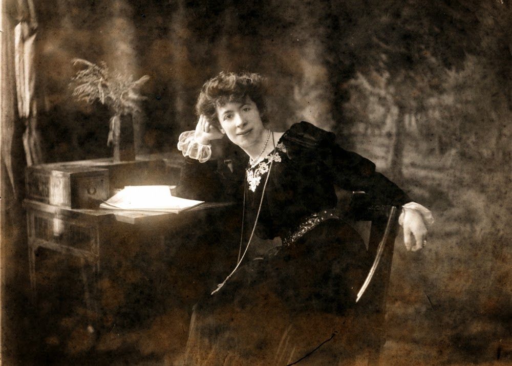musee_angouleme's tweet photo. Les Arts à l'Unisson ! vendredi à 18h15 au musée d'Angouleme. Marcelle Tinayre (1870-1948) La révolte d'Ève par Alain Quella-Villéger https://t.co/Jj4dyJfUgm