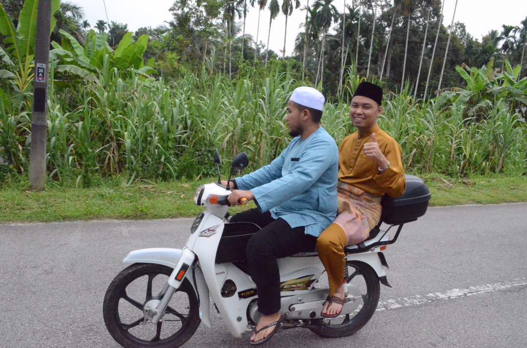 nizam_pb's tweet photo. Alhamdulilah saya tiba di Parlimen Bukit Gantang Perak bersama kepimpinan Gerakan Belia 4B BG
#bergerak  #satuhati  
#ramadankareem https://t.co/g2tVdmjzsE