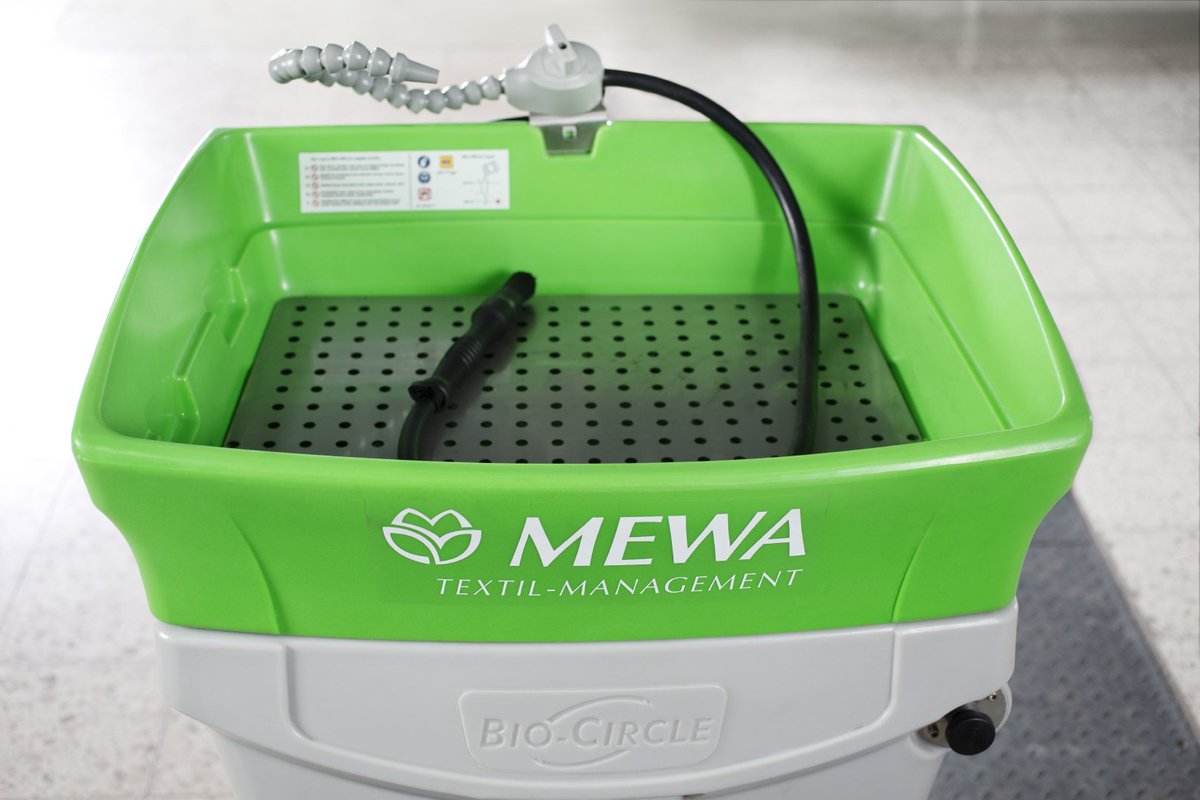 MEWA_IT's tweet photo. Pratica, #ecologica, #sicura e a #noleggio: da #mewatm la #lavapezzi #BIO-CIRCLE https://t.co/KW2WsOMiCm https://t.co/NBjYQxIVEh