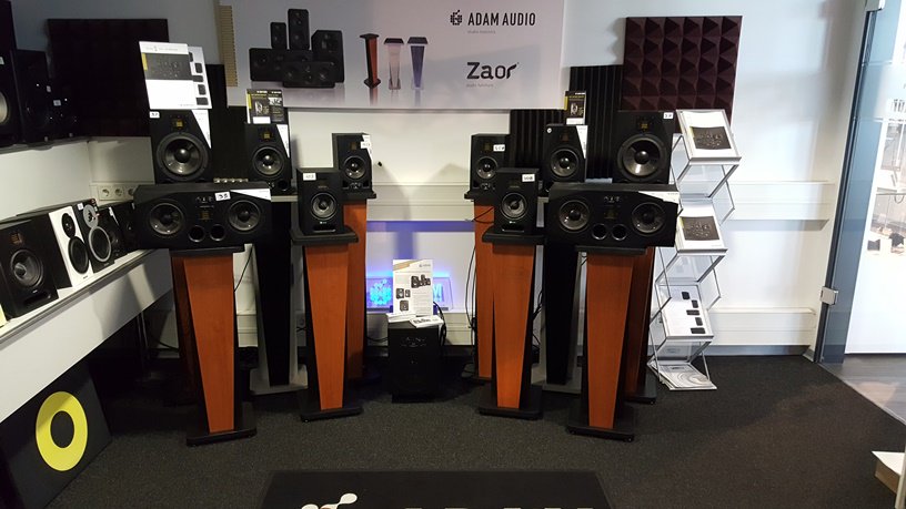 限定数のみ! Zaor Croce Stand 42 スピーカースタンド 新品未開封