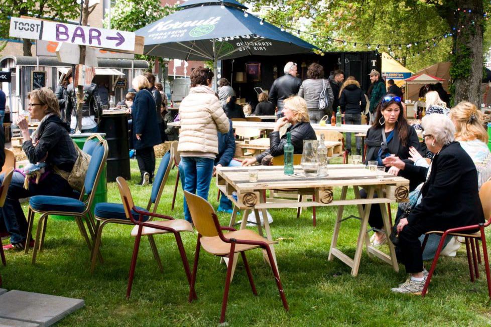MiddenDLdag's tweet photo. #MDD2017. Midden-Delfland Dagen zijn ook: kunst, cultuur, muziek en leuke terrasjes. https://t.co/7gUMHwtdTm https://t.co/EtzaAIIR3k