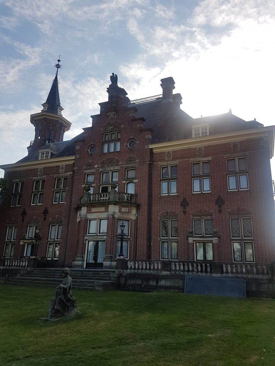 PhilipLaure's tweet photo. 2nd day of #DEII conference @Radboud_Uni Faculty Club #digitalhumanities #mpcetoday #bookhistory https://t.co/clSXKCrhMn