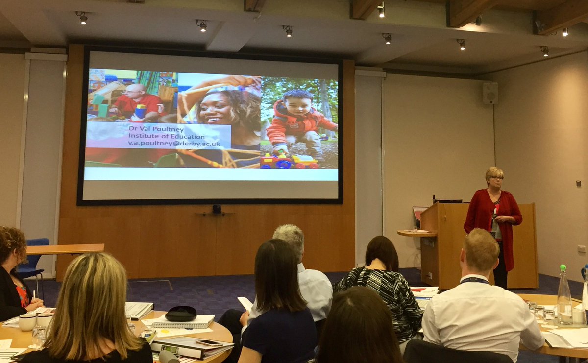 AnnaTransform's tweet photo. What a team! Val and @HelenHpoultney sharing EBT in classrooms. Do you really know what's going on in your classroom? @TransformTSA https://t.co/TSnUlwE9W9