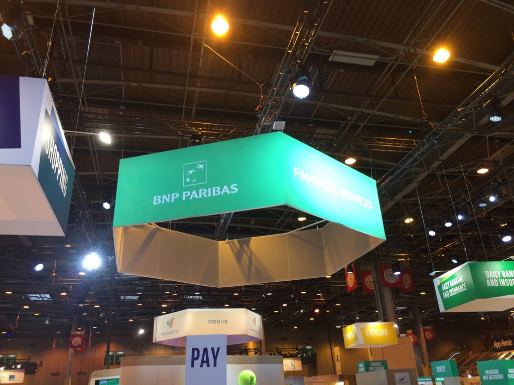 sev_stadelcolin's tweet photo. En direct live de #VivaTech2017 le stand @BNPParibas est trop #cool 😎 https://t.co/2MIiWNDqag
