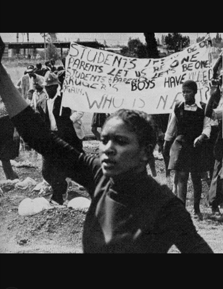 SoWhereToApp's tweet photo. Ours is to honour the sacrifice with strides towards building the nation &amp; living the dream the youth of #1976 died for!
#June16 #YouthDay🇿🇦 https://t.co/a0SHddvsaE