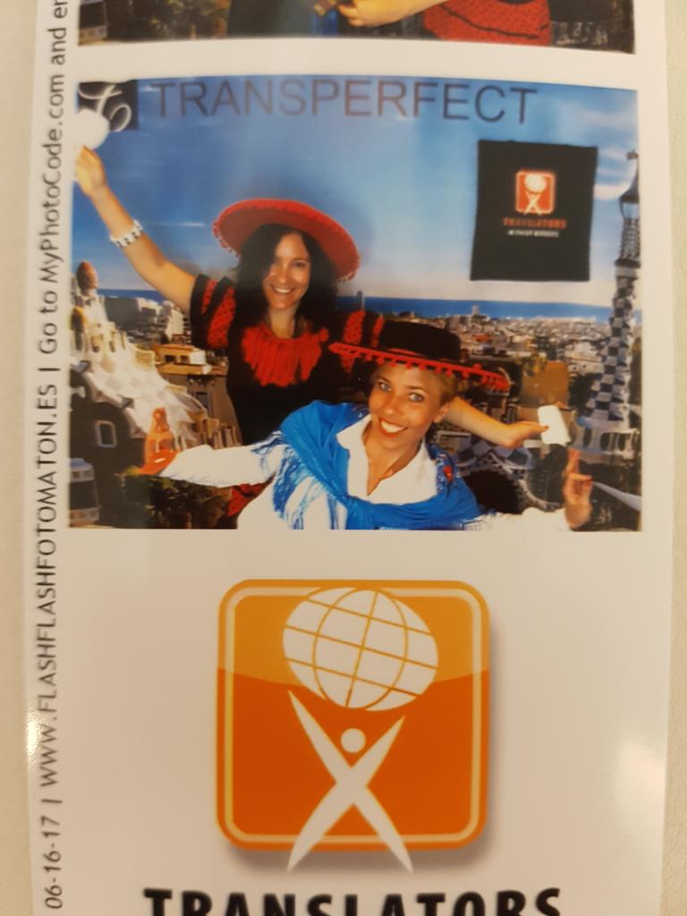 mariaramosme's tweet photo. Having fun at #TWB booth with Ágnes! #transperfectsmiles #locworld34 https://t.co/dZqHeyHCYf
