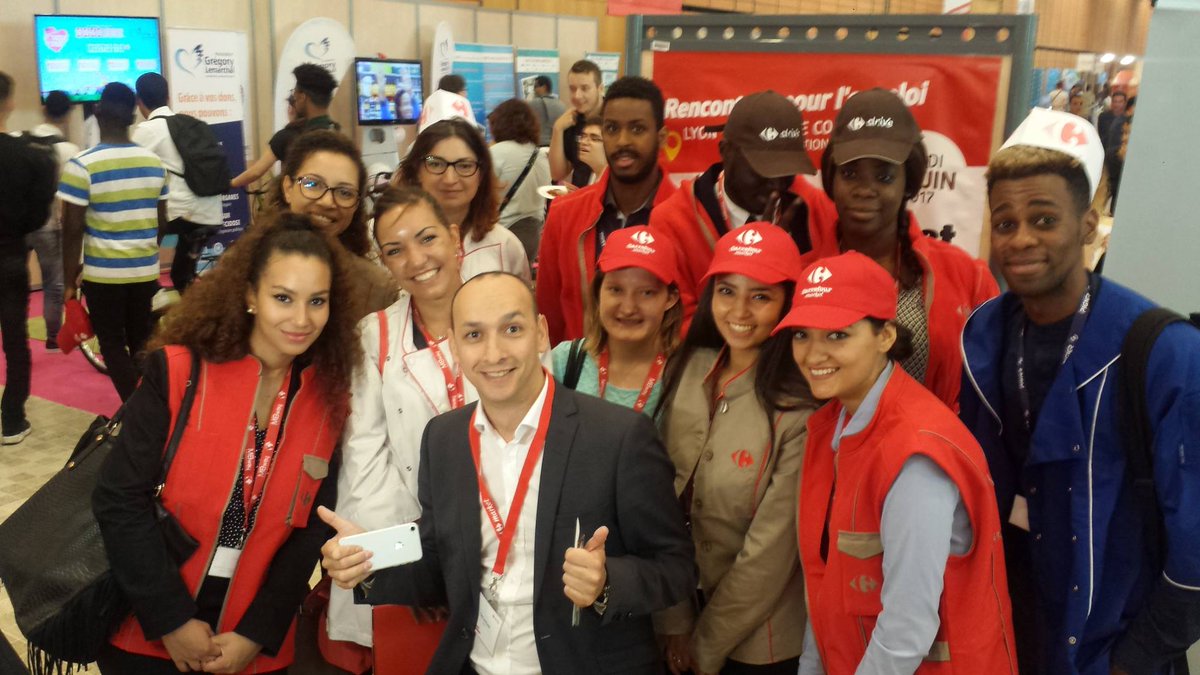 PIGIERPerf's tweet photo. #PigierPerformance Lyon était présent au Salon Carrefour Market "Rencontres pour l'#emploi" ! 😃 👍 #formation #étudiant #RH
@CarrefourRecrut https://t.co/E24ywAJ7q7