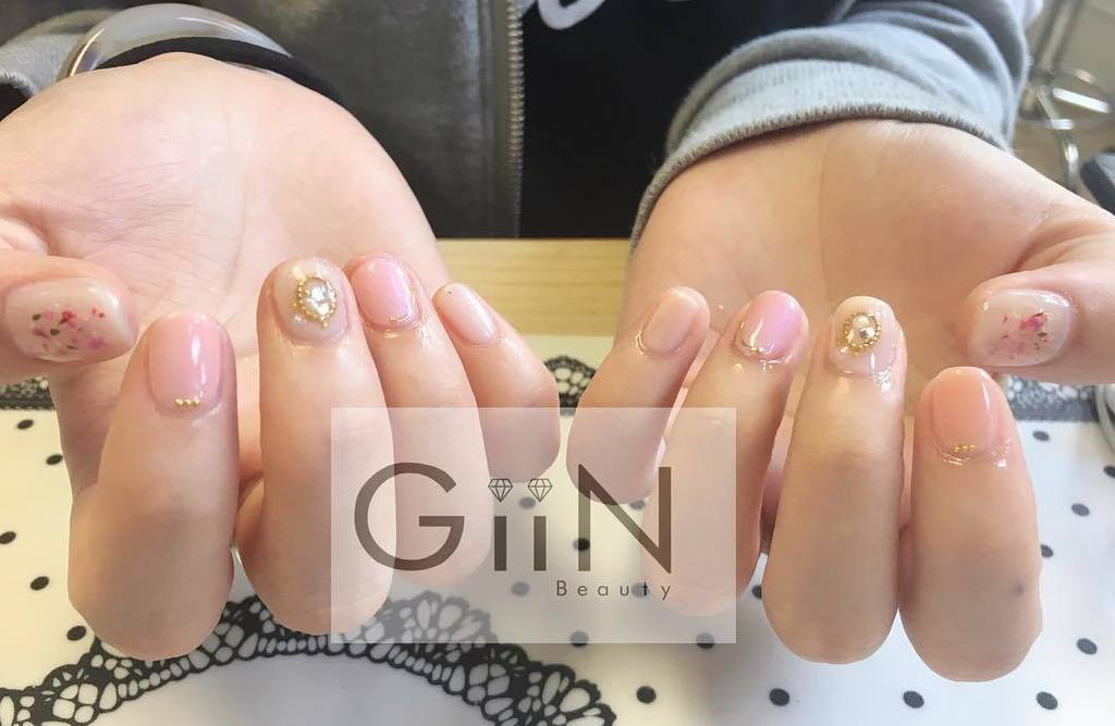 GiinBeauty's tweet photo. #marble #stone #classic #nails #nailart #nailpolish #naildesign #nailswag #manicure #fashion #beauty #nailstagram … https://t.co/geINaXKiaZ https://t.co/nJiUWYqYtO