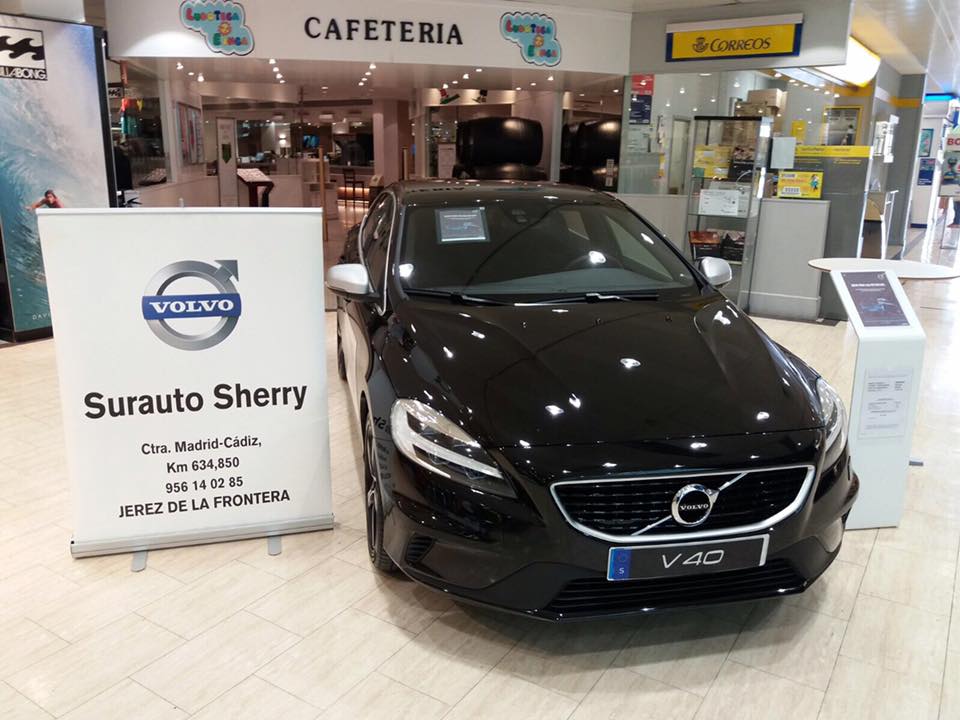 Surauto_Volvo's tweet photo. Nuestro Volvo V40 en El Corte Inglés de Jerez de la Frontera.
#Surauto #Volvo #VolvoV40 #Jerez https://t.co/Y819FyqPbP