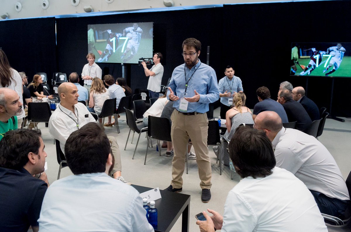 ImperdibleCotec's tweet photo. Los finalistas de #CanteraEmpresarial fueron evaluados en #Imperdible_02 mediante la metodología #Startupsfight de @Deloitte_ES https://t.co/o2le9JZCdK