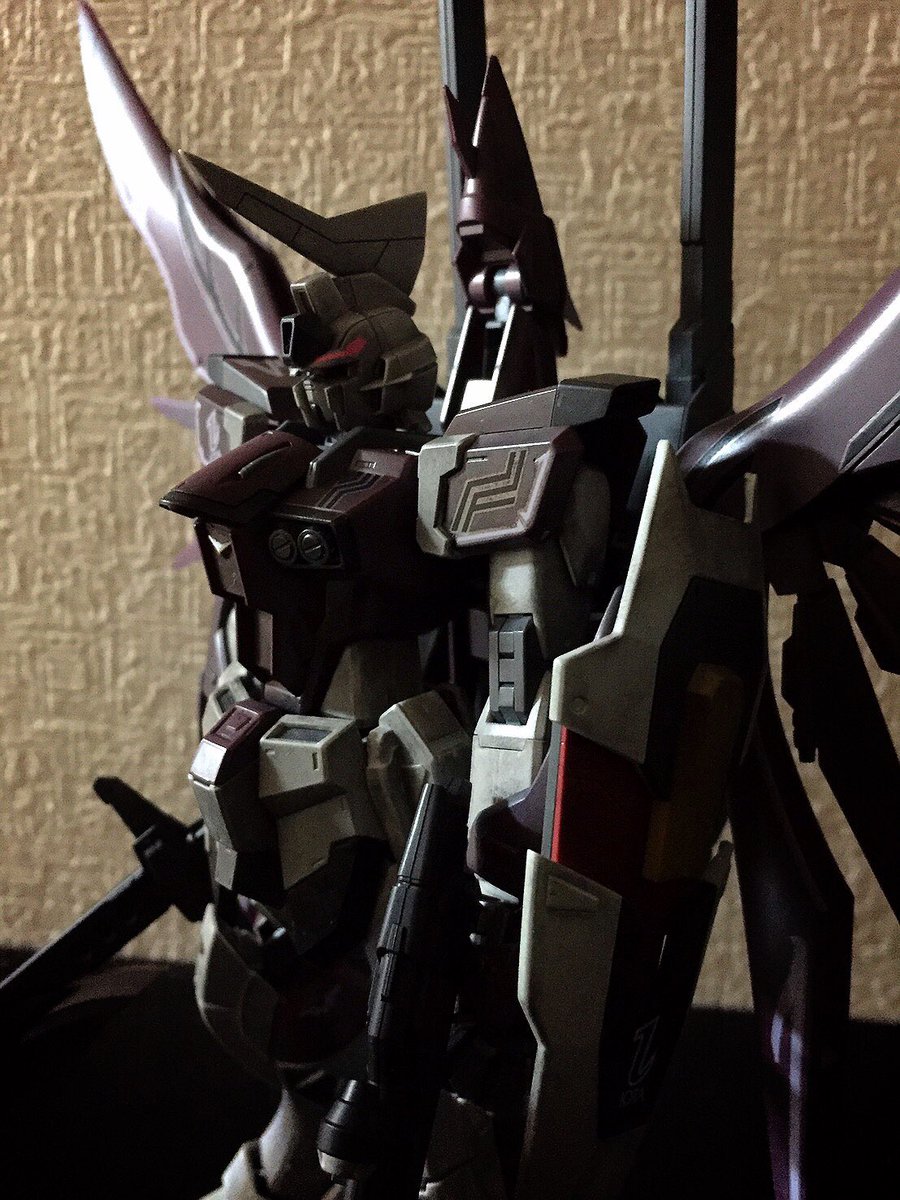 マトリ Twitterren Mgデスティニーインパルスr改造 Diアダガ カヴァレイロ 完成 カヴァレイロ ポルトガル語で騎士 の名の通り 騎士 ザフトをイメージしつつ渋めな感じで仕上げてみました ガンプラ
