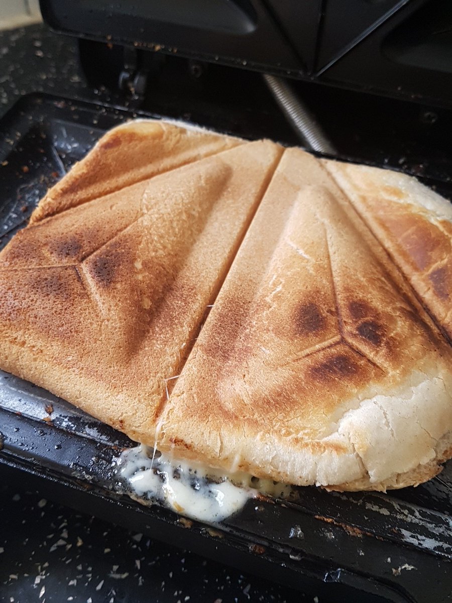 NathanMace7's tweet photo. These are the things you have to sacrafice for a big tostie. https://t.co/kdElSGaV6L