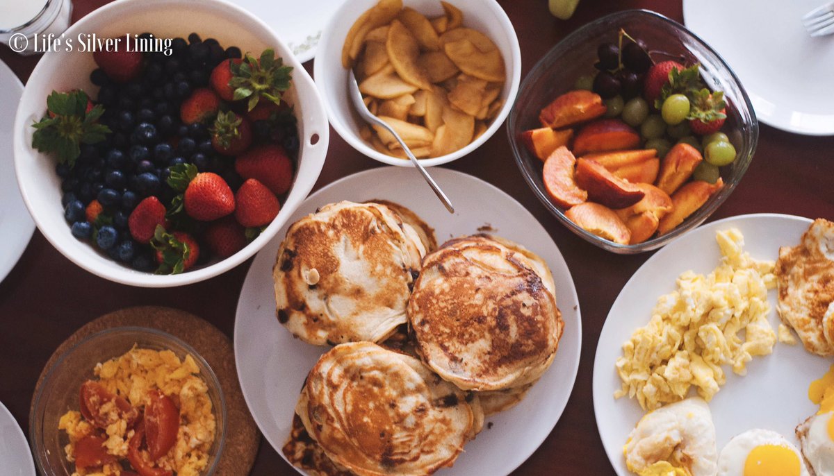 LSilverLining's tweet photo. In many cultures food is relevant to social  life...
#health #food #relationships #socialrelations #foodrelations 
https://t.co/sIObAG7Kj9 https://t.co/jqA6Jgk69j