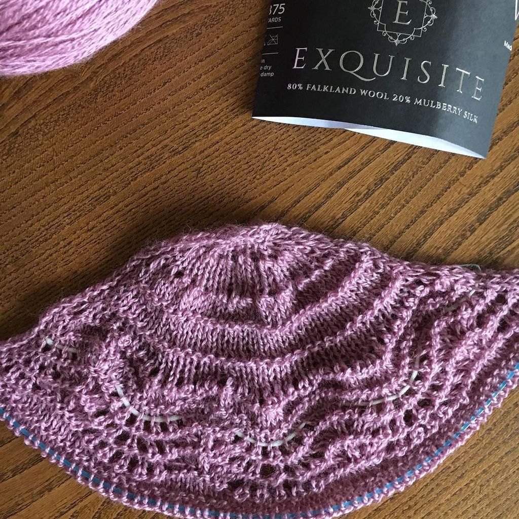 islap1k1's tweet image. I'm loving how the West Yorkshire Spinners Exquisite is looking in @curioushandmade Sprite's Fen Shawl. 
I reached… ift.tt/2rn8cwB