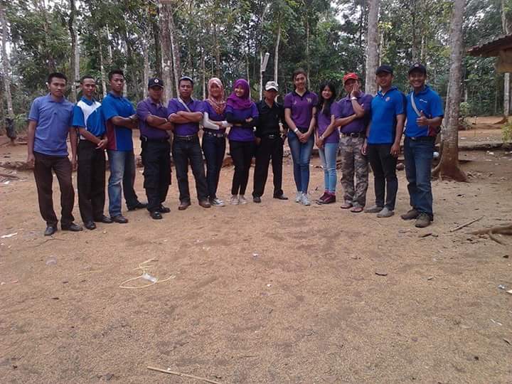 SryGandungSBWHM's tweet image. Kita tanpa THR, tanpa Gaji ke-13 tetap happy melayani