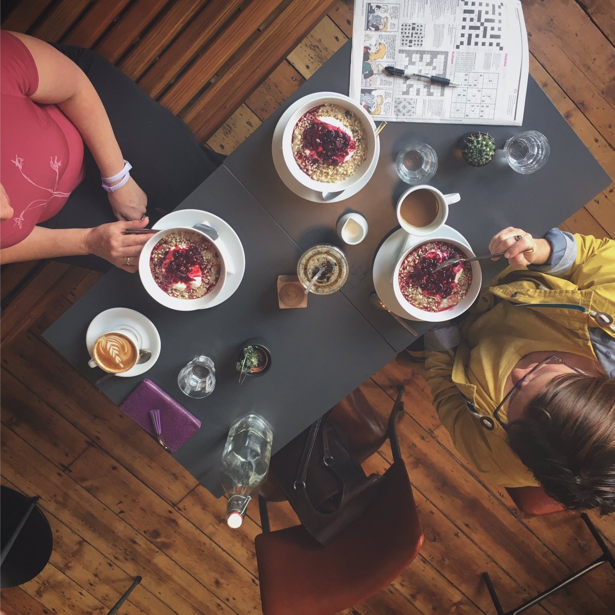 Providero's tweet photo. #Breakfast at #BigProv. #llandudno #uppermostynstreet #getyourweekendstarted https://t.co/PqXZl9HMxc