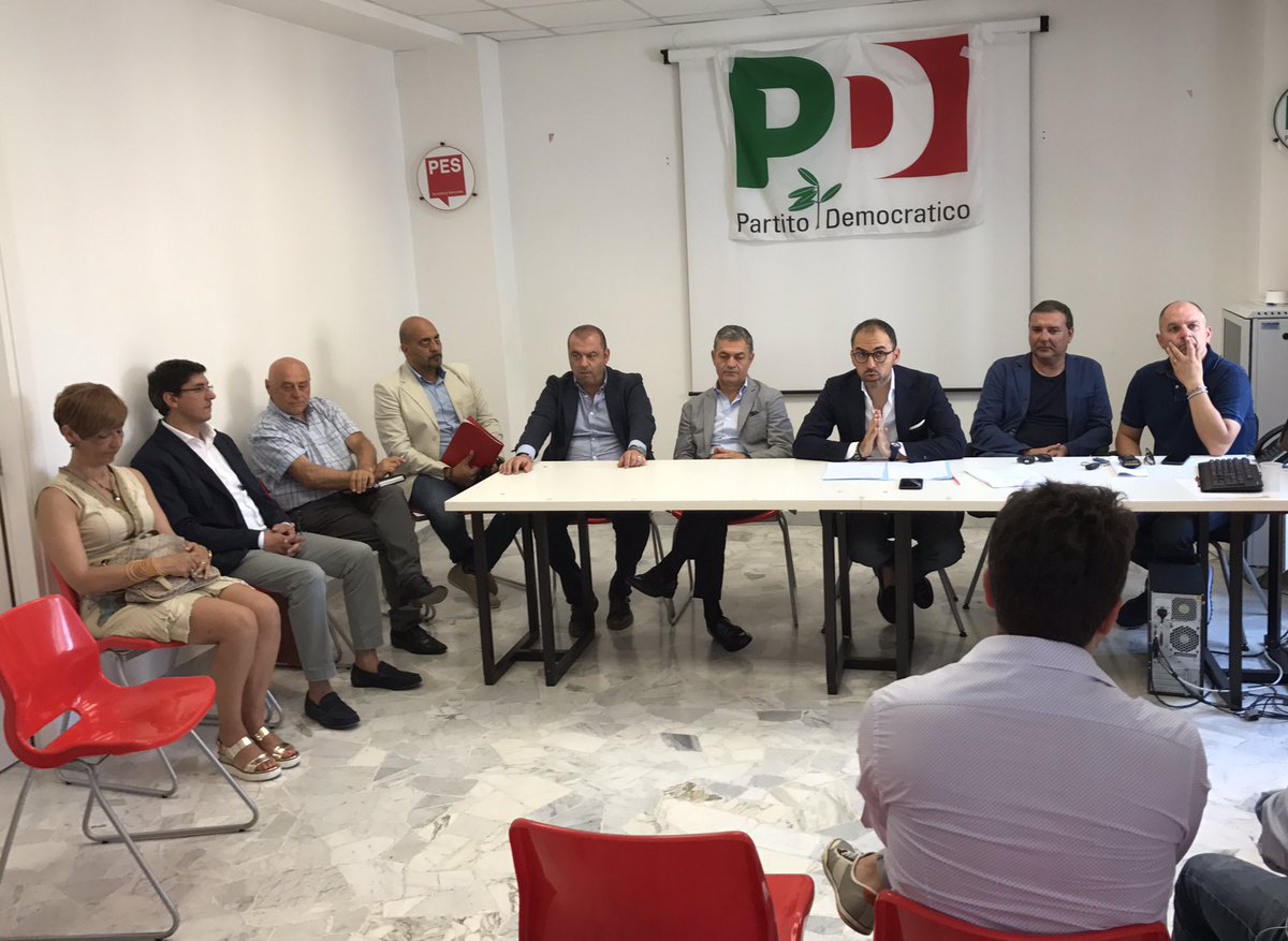 pdcapitanata's tweet photo. Conferenza stampa su positivo esito #amministrative2017 in Capitanata con @rafpiemontese @bordomichele @fpaolocampo e i sindaci eletti https://t.co/lQq5AcvLDe
