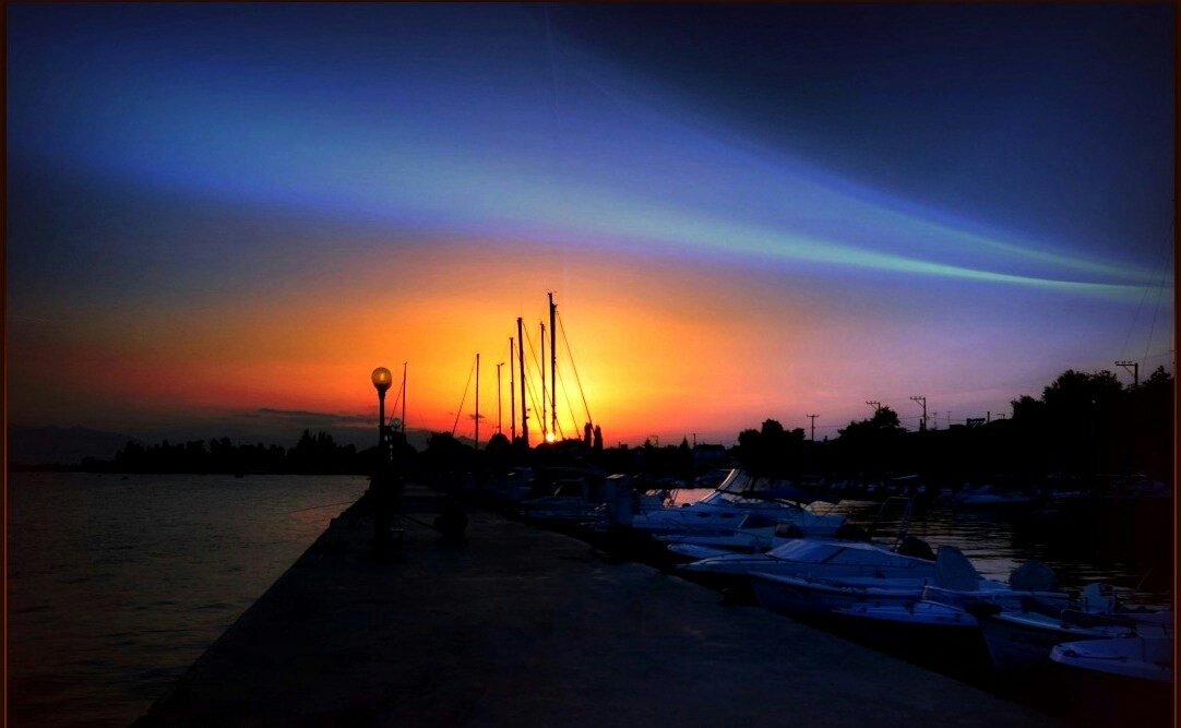 katerinamaria3's tweet photo. #FridayFeeling #weekend #sunshine #SeaSide #ViewSlide
#photooftheday #PhotographyIsArt
Beautiful Friday to everyone 💜 https://t.co/iVzvMwFbU2