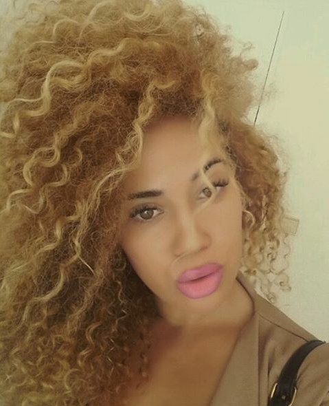 Tinablonde7's tweet photo. 😍Je suis de retour 😣 https://t.co/z6DTwwMtuC