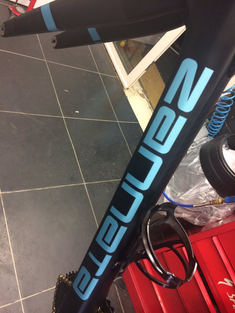 RobRuijgh's tweet photo. Hoe mooi!! Het gloednieuwe prototype van @Vdbparts #Zannata #Z82 #2018model... Klaar om te testen... Ready to rumble! https://t.co/B4qc889Y6K