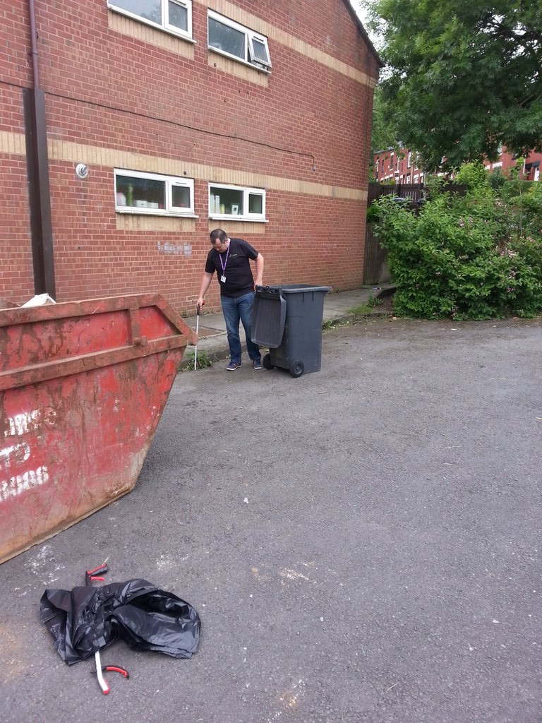 Litter picking @graham_fcho