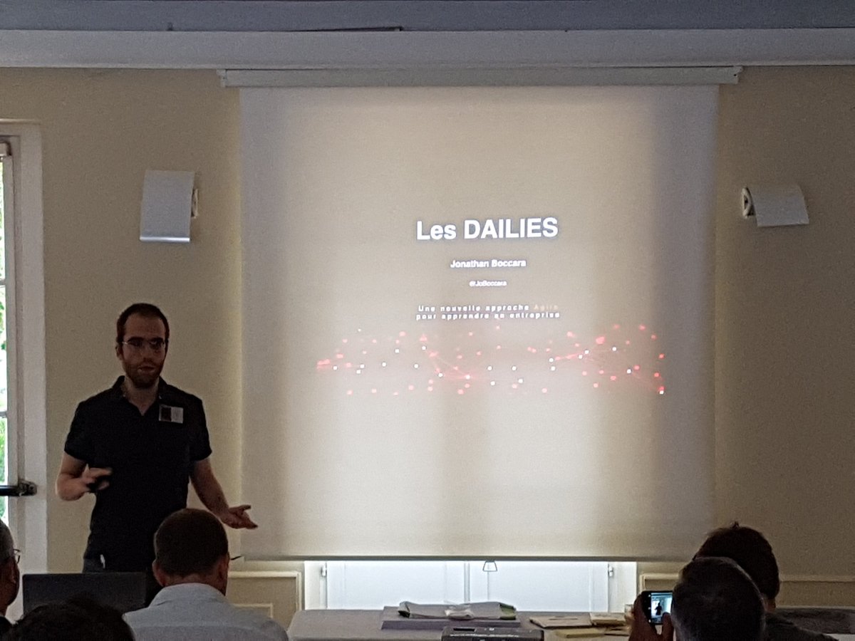 fduffau's tweet photo. Conference #DevDailies lors de #AgileFrance @JoBoccara @AgileFrance https://t.co/de4ijEz9rK